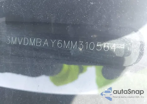 2021 Mazda Cx-30 2.5 Turbo z USA, uszkodzony, nr VIN 3MVDMBAY6MM310564